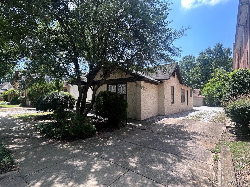 1507 Paul W Bryant Drive — photo
