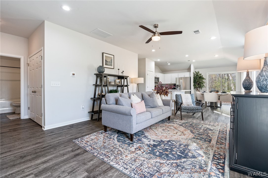 14374 Bellflower Lane — photo