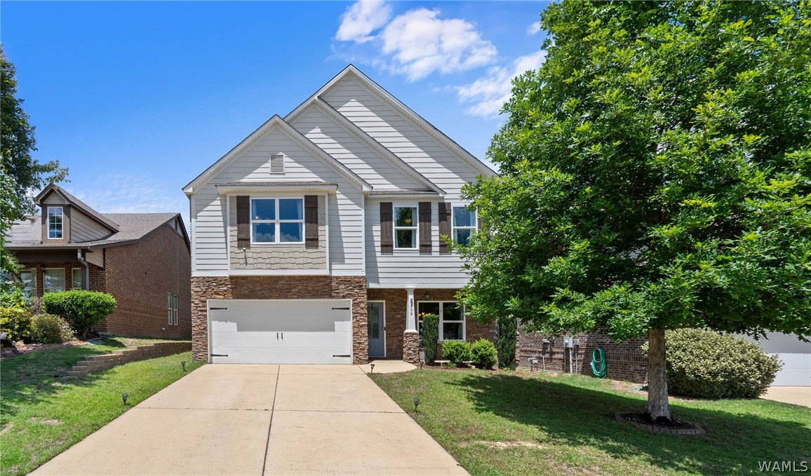 3808 Veranda Court — photo