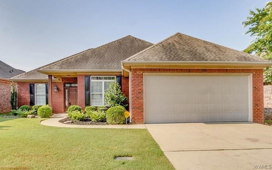 717 Greenbriar Drive — photo