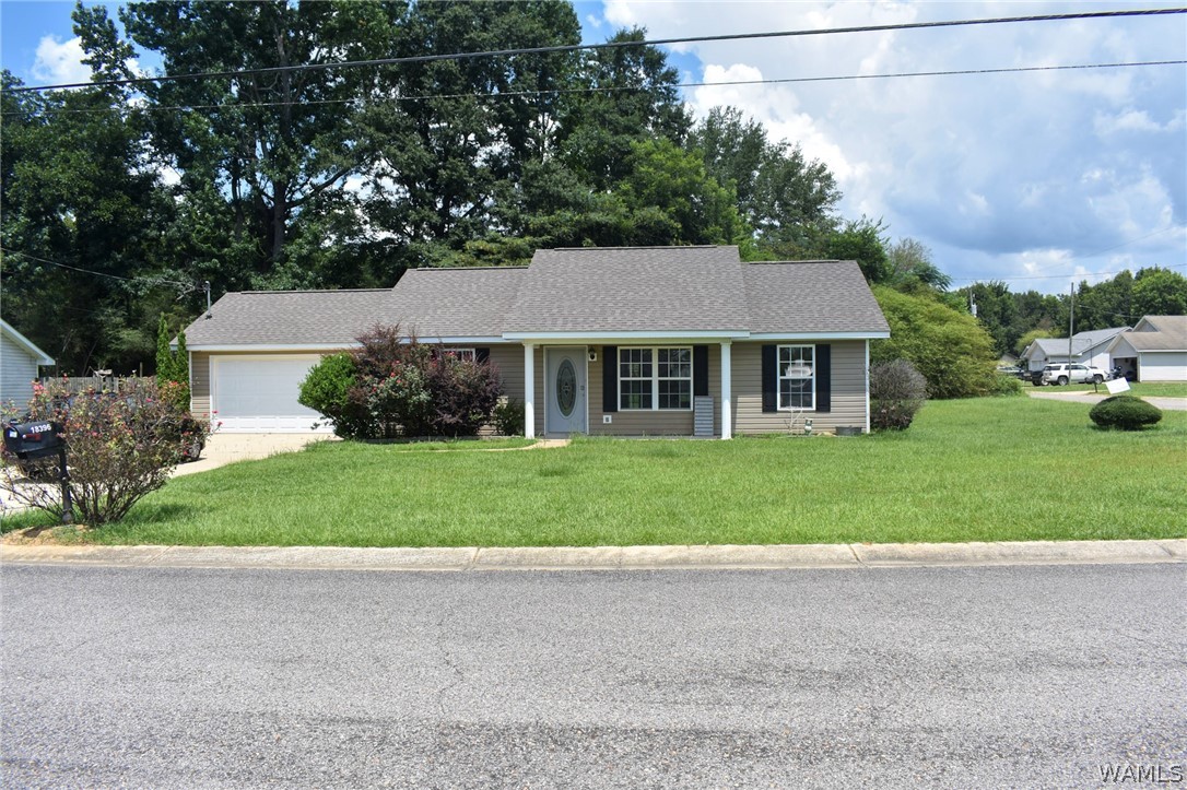 18396 Peyton Lane — photo