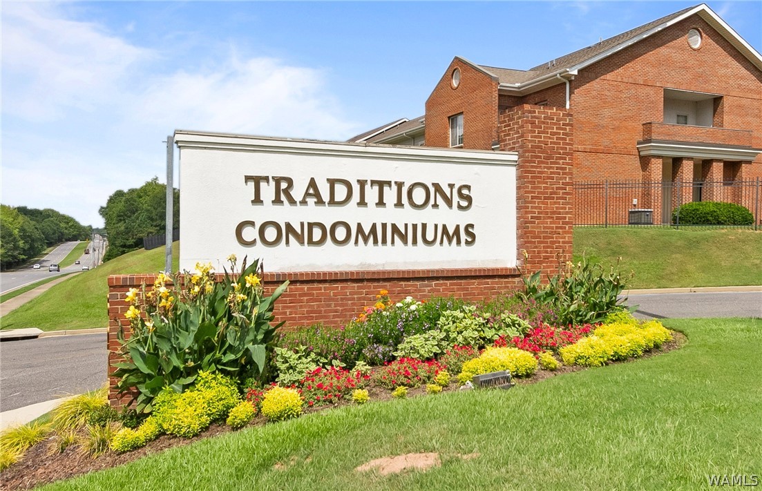 3218 Veterans Memorial Parkway 2304 — photo