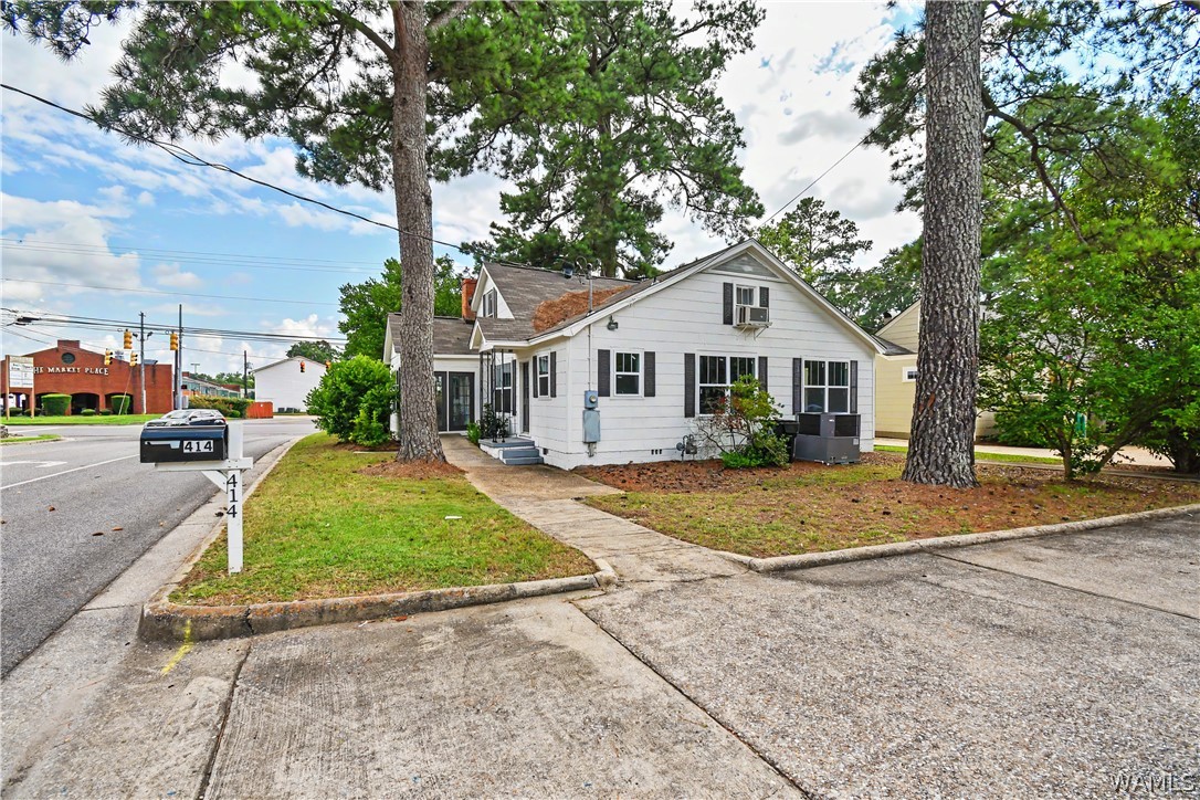 414- Hargrove Road E — photo