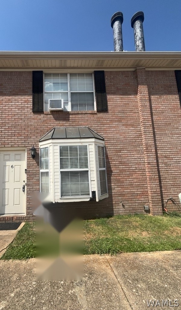 1605 Hackberry Lane 6 — photo
