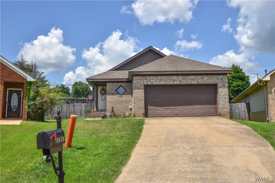 10410 Hunt Circle — photo