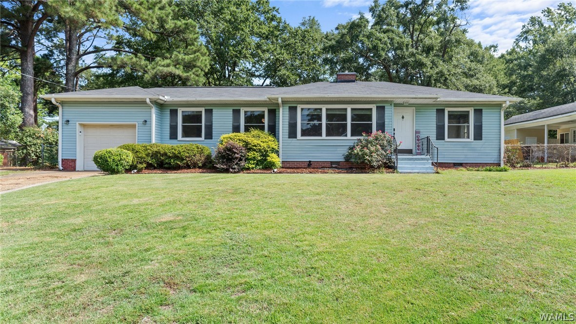 11 Elmira Drive — photo
