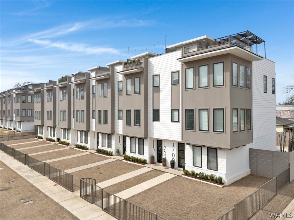 1704 12th Avenue — photo