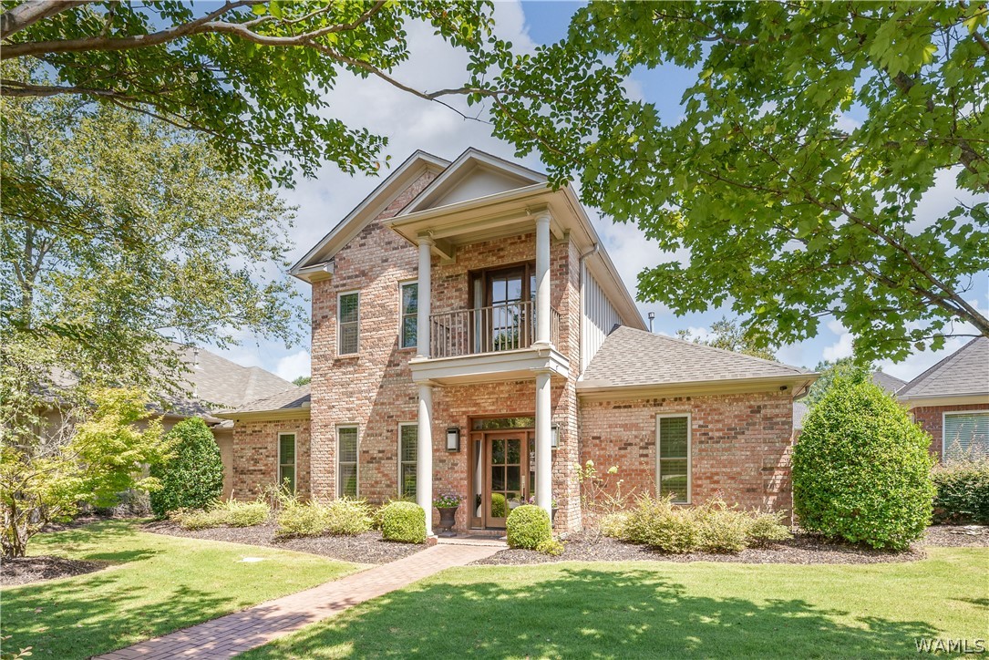 1633 Williamsburg Lane — photo