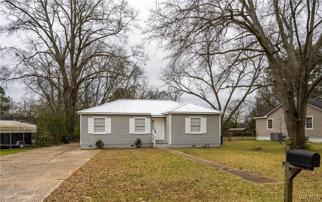 4717 Clover Road — photo