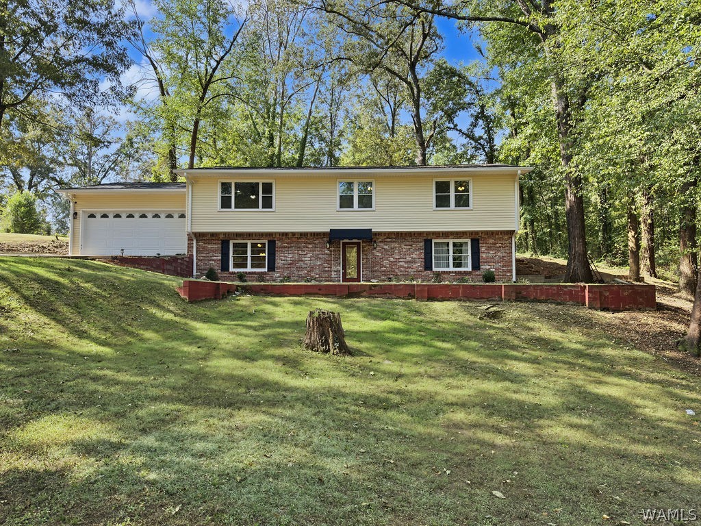 60 Bellview Drive — photo
