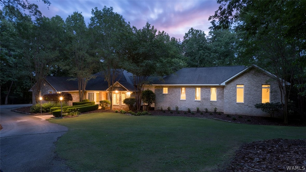 3621 Oak Glen Drive — photo
