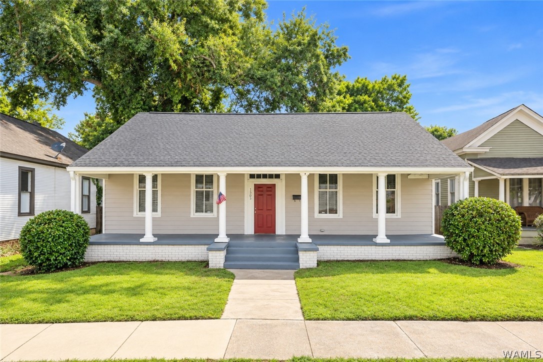 1305 Queen City Avenue — photo