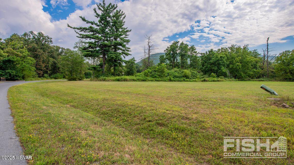 01-0019 Health Drive — photo