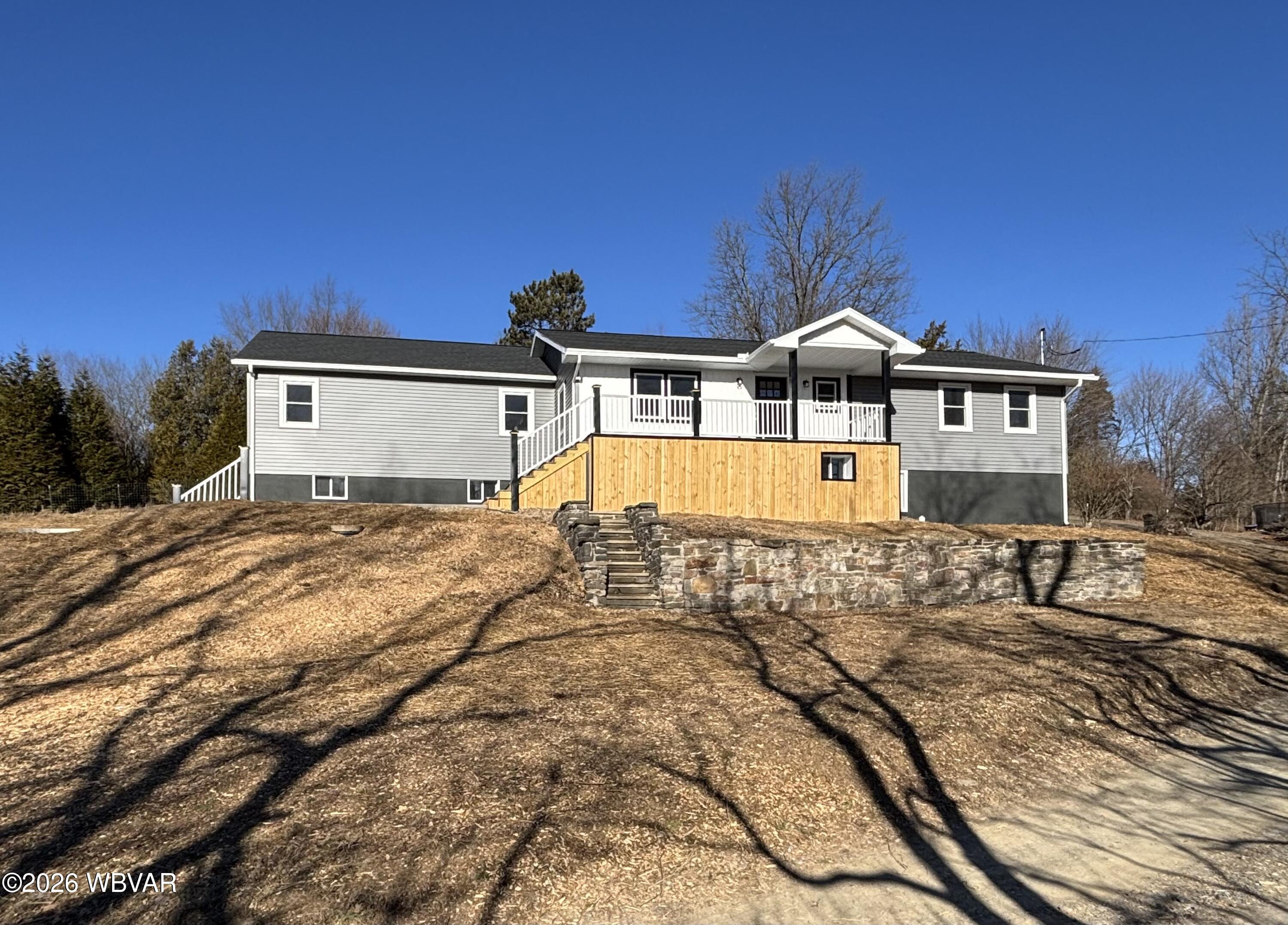 73 Hillcrest Drive — photo