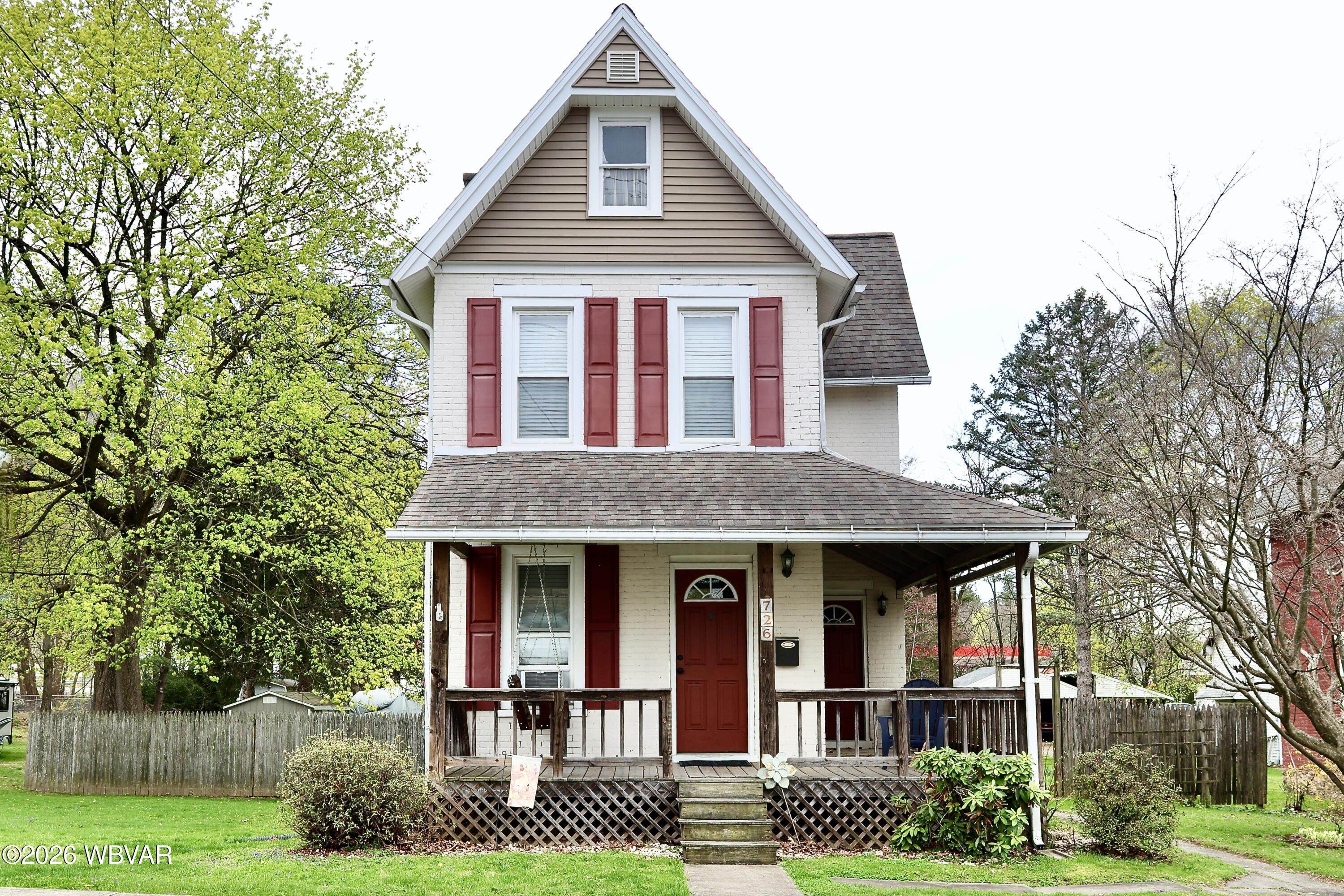 726 Main Street — photo