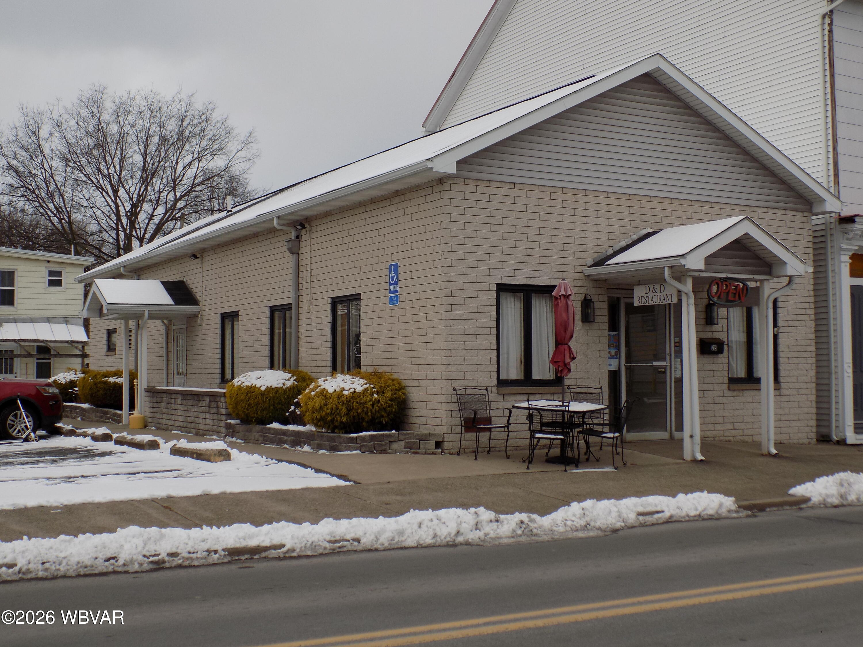 219 Main Street — photo