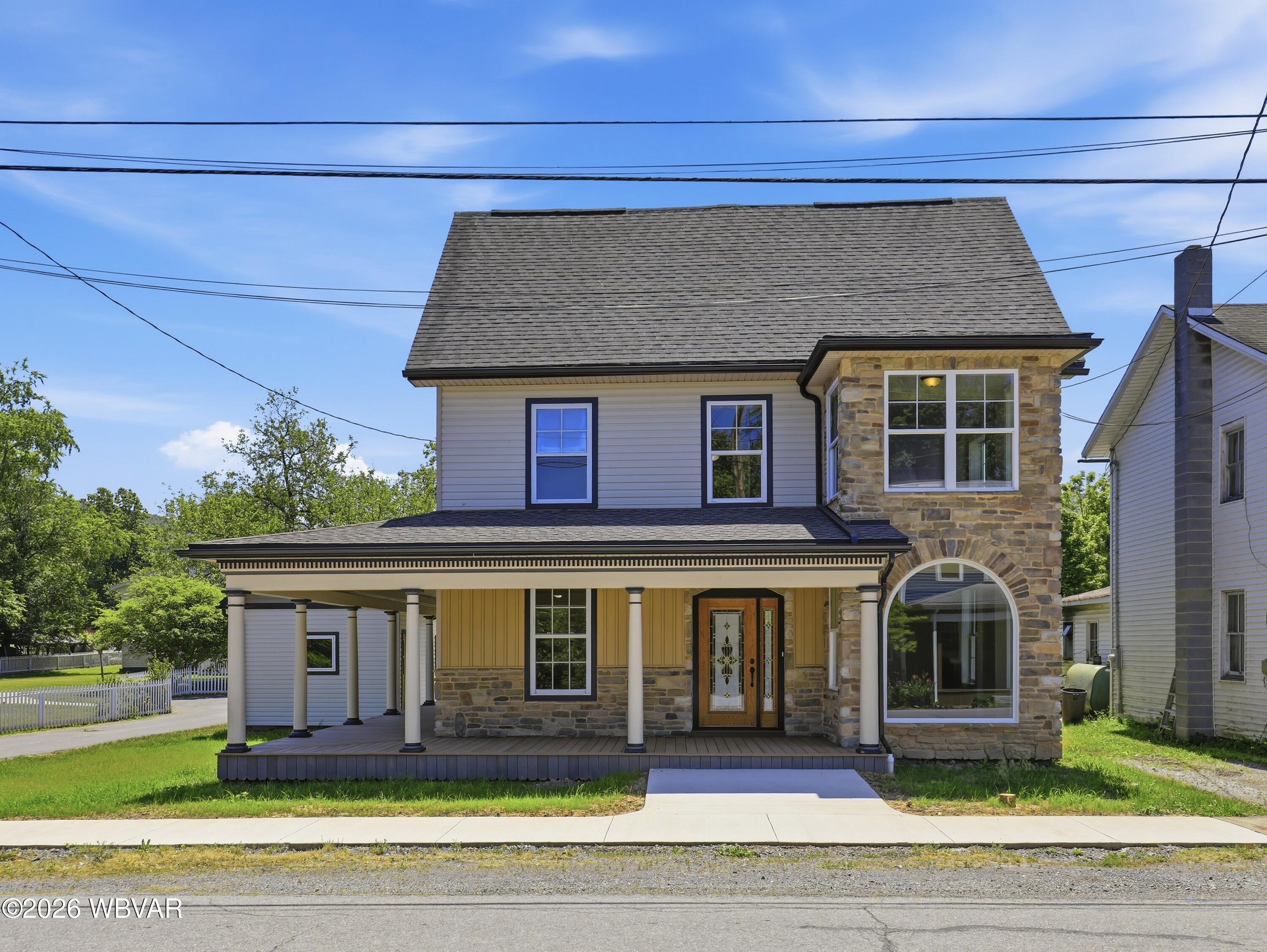 143 E Main Street — photo