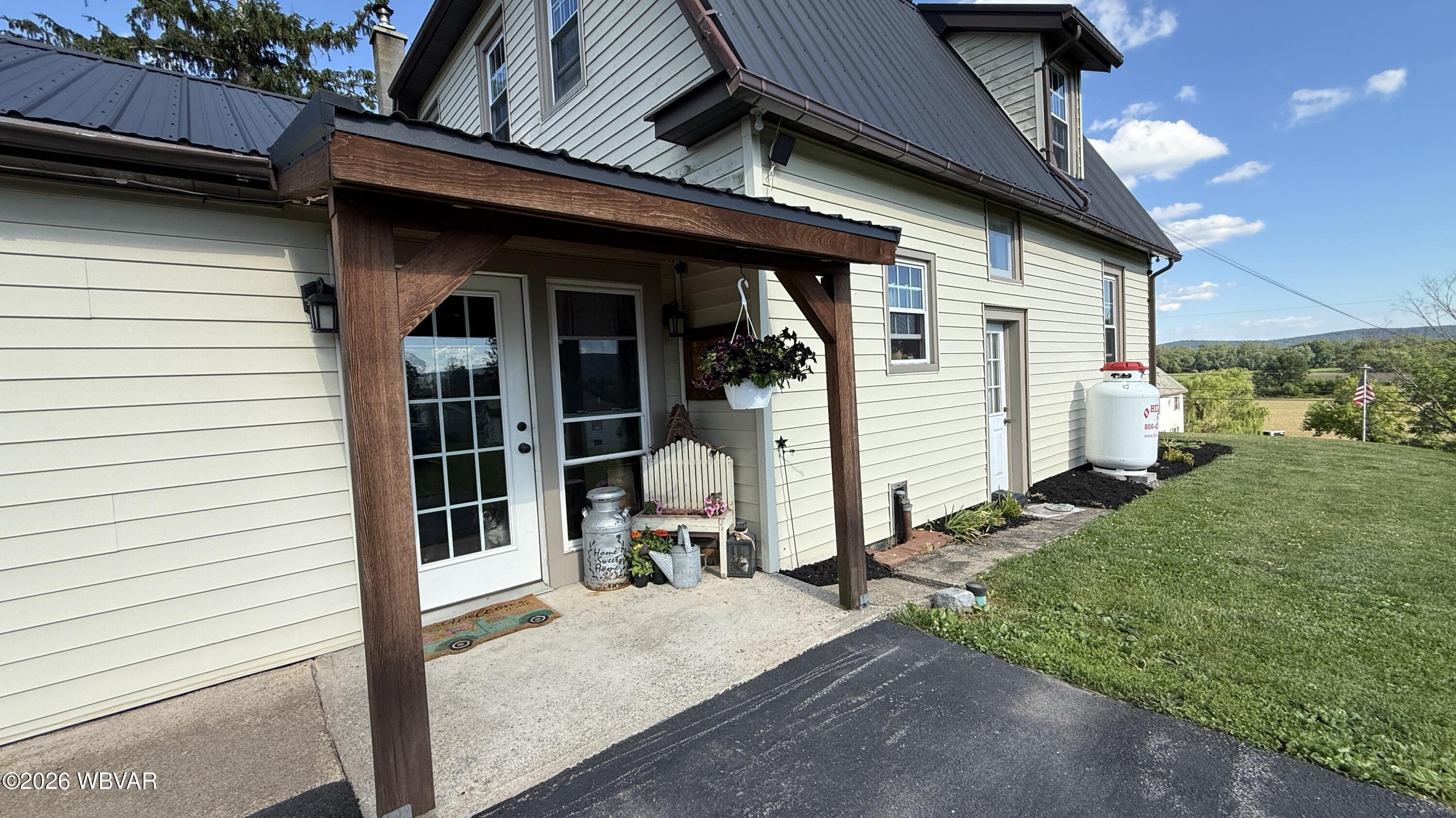 40 Worthington Lane — photo