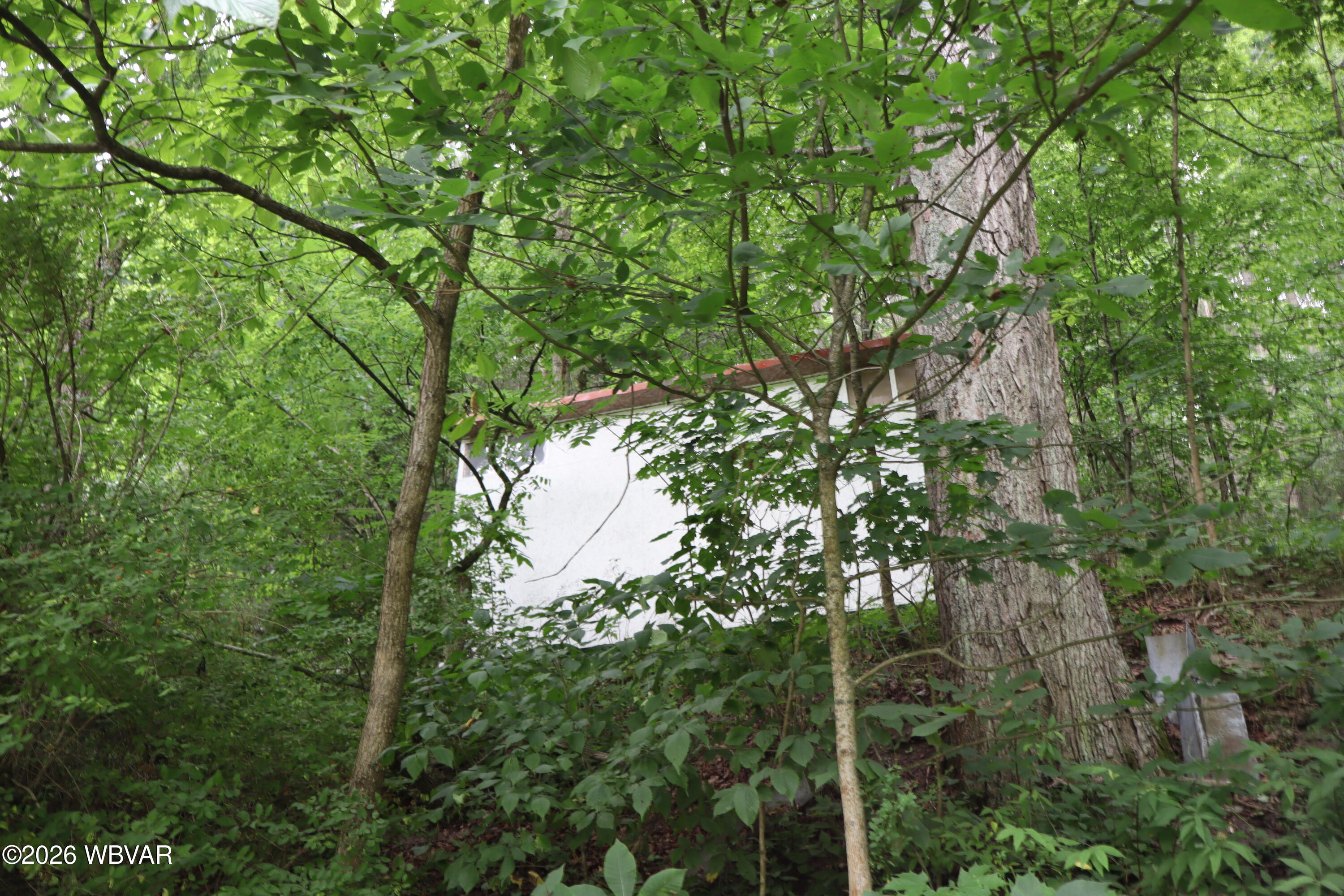 2072 Sugar Run Road — photo