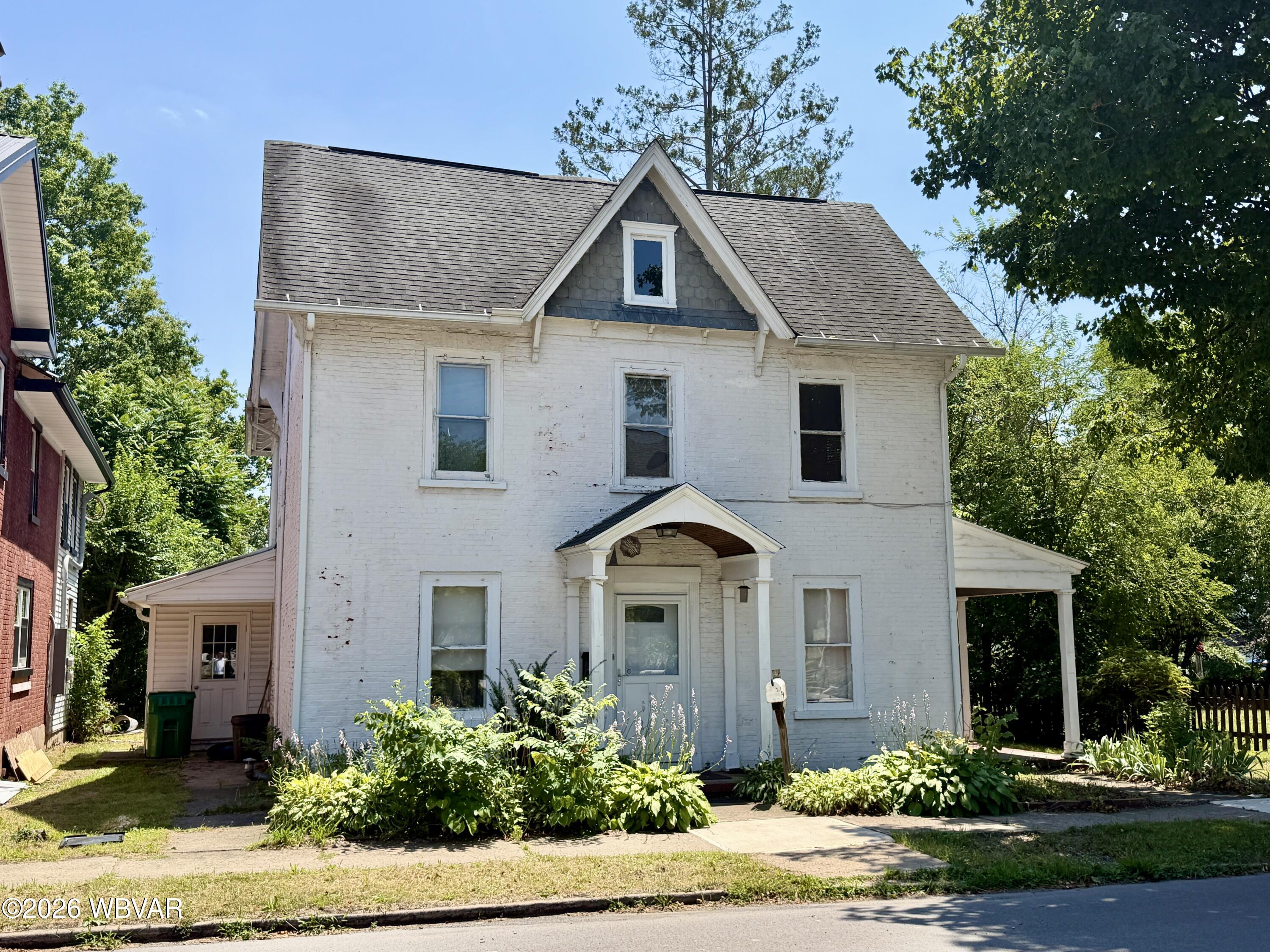 127 S Main Street — photo