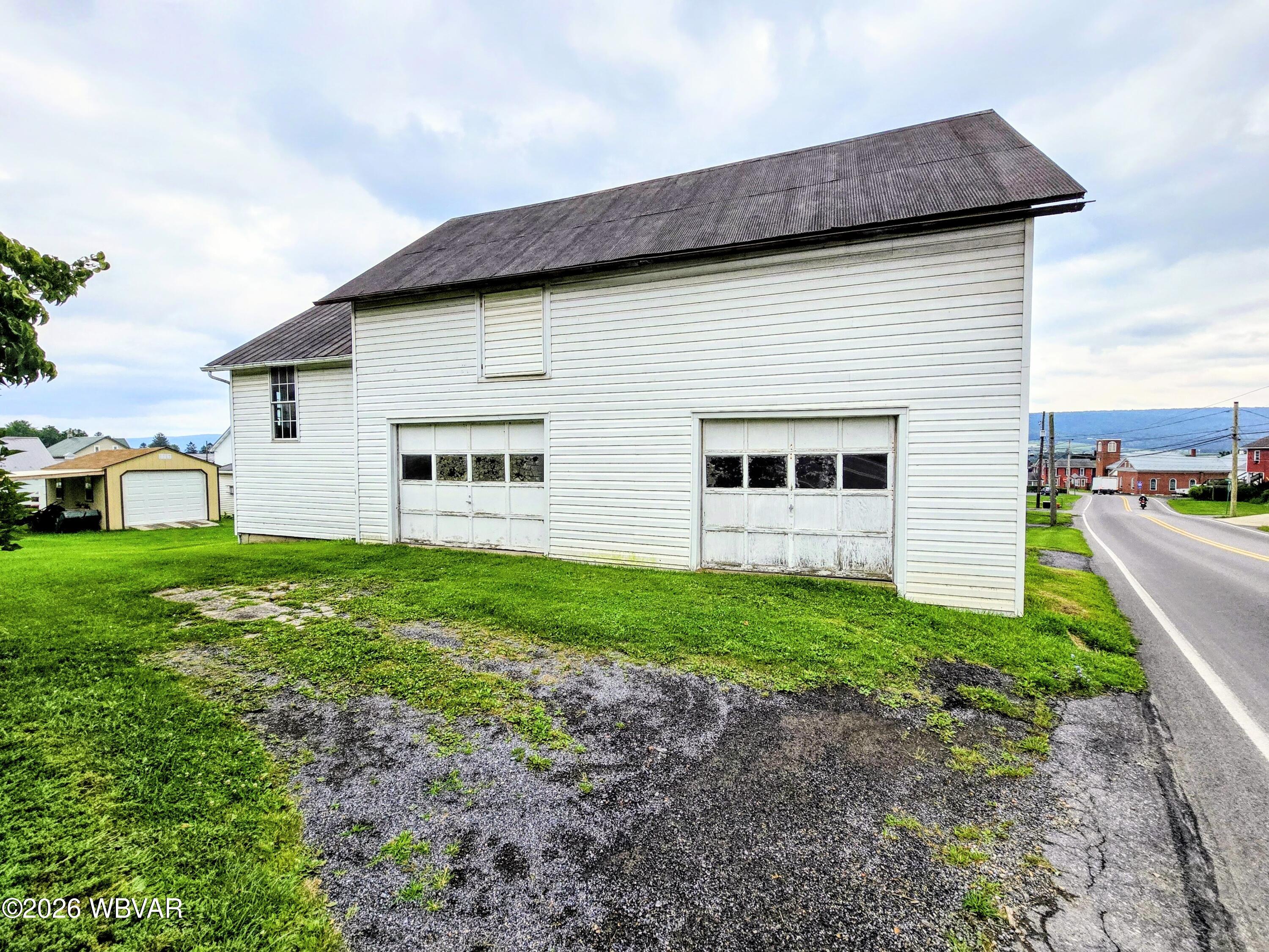 7 E Anthony Street, Loganton, PA 17747 — photo 3