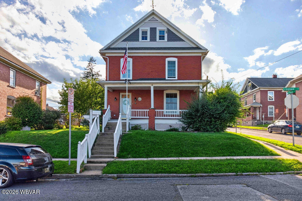 303 S Highland Street — photo