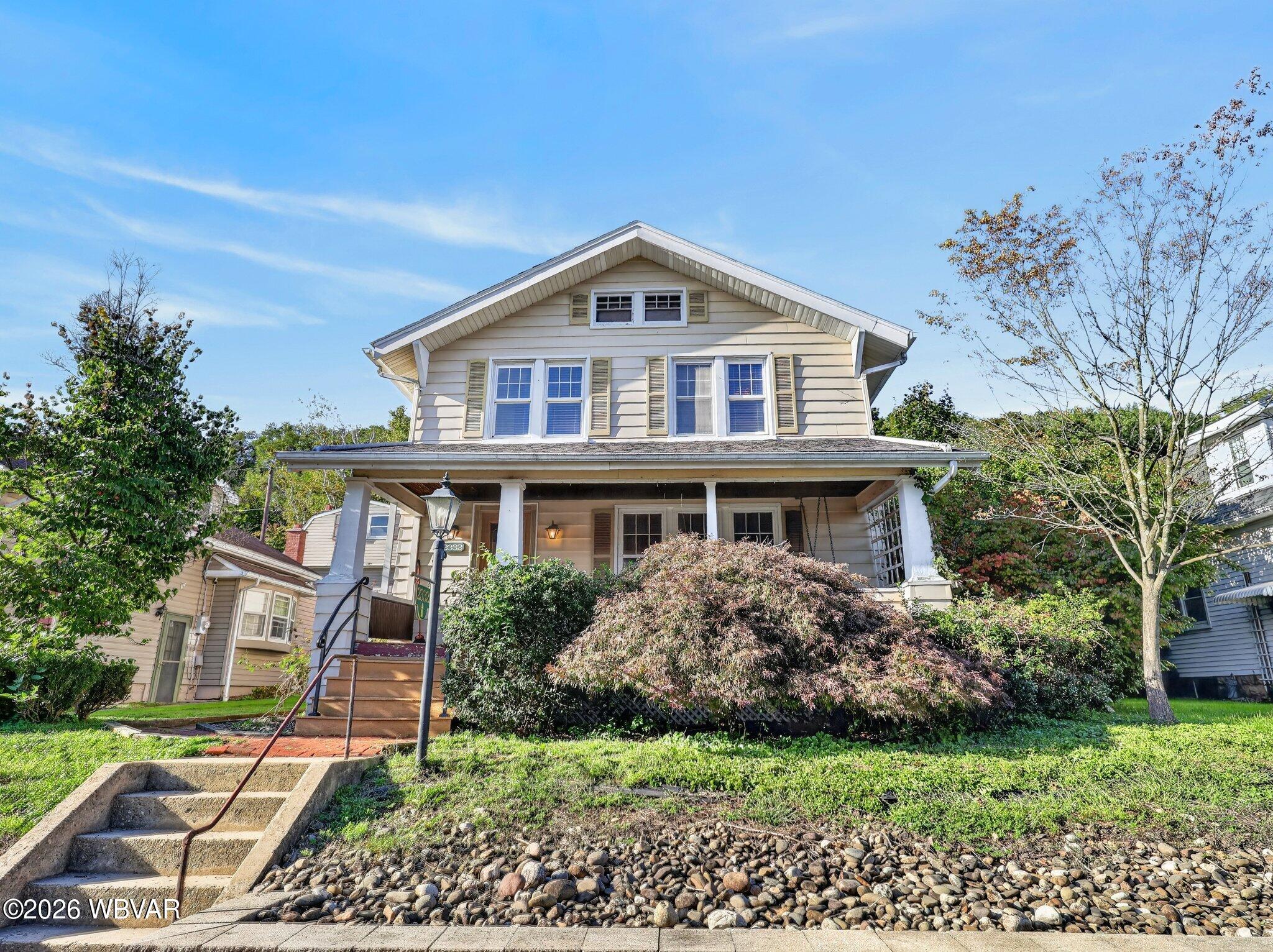 2332 Fairview Terrace — photo