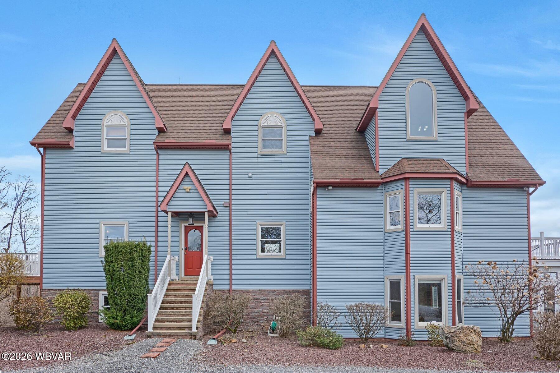 139 Rainbow Drive — photo