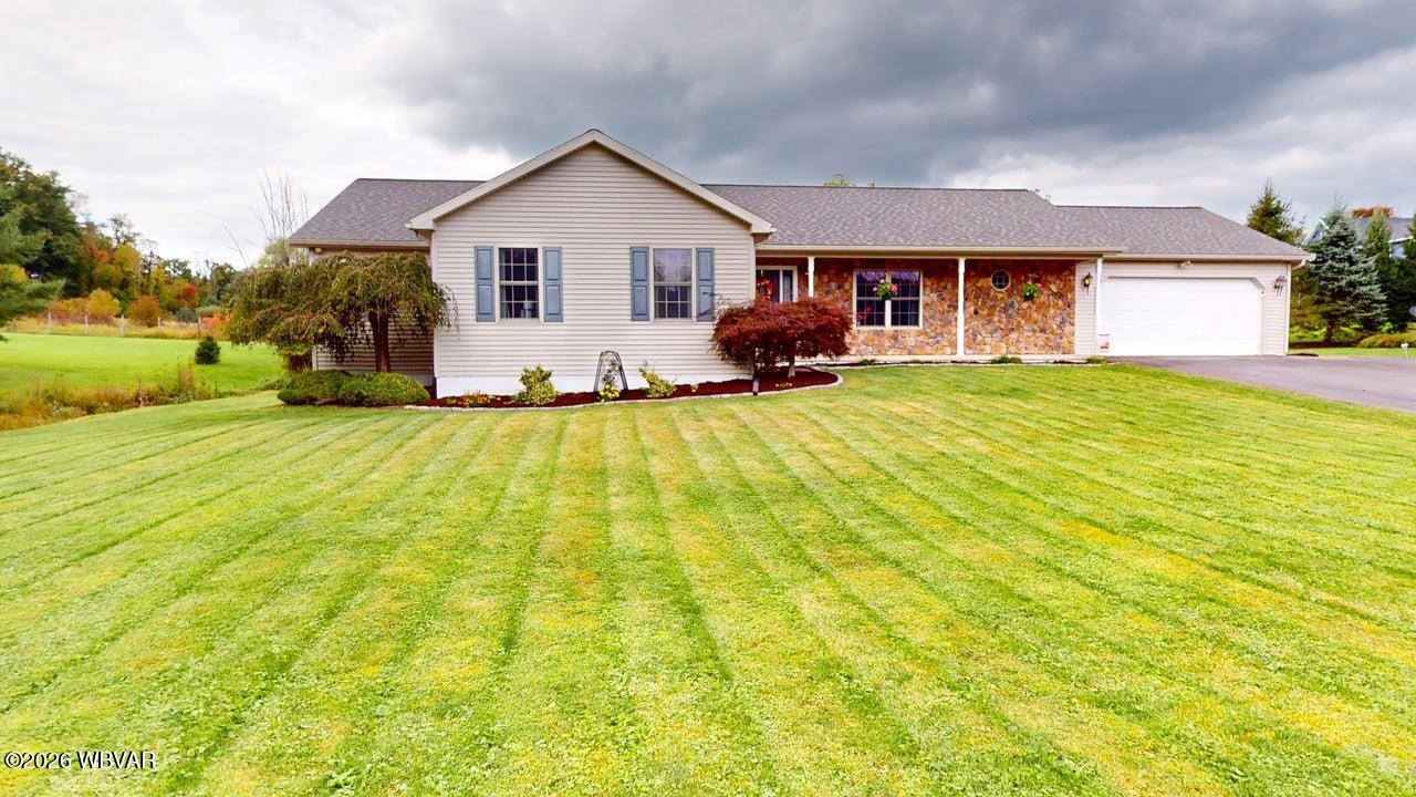 1004 Bonair Drive — photo