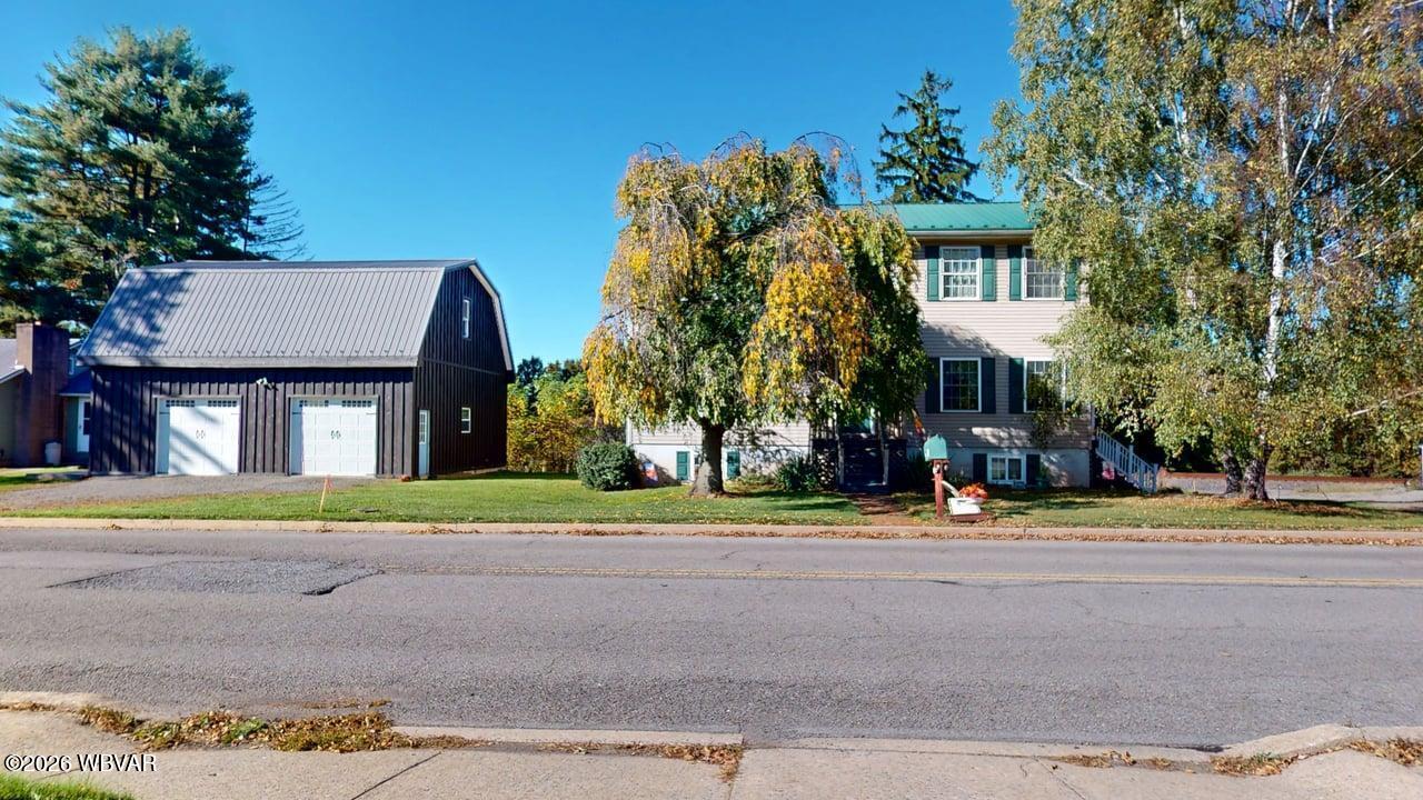 2600 Riverside Drive — photo