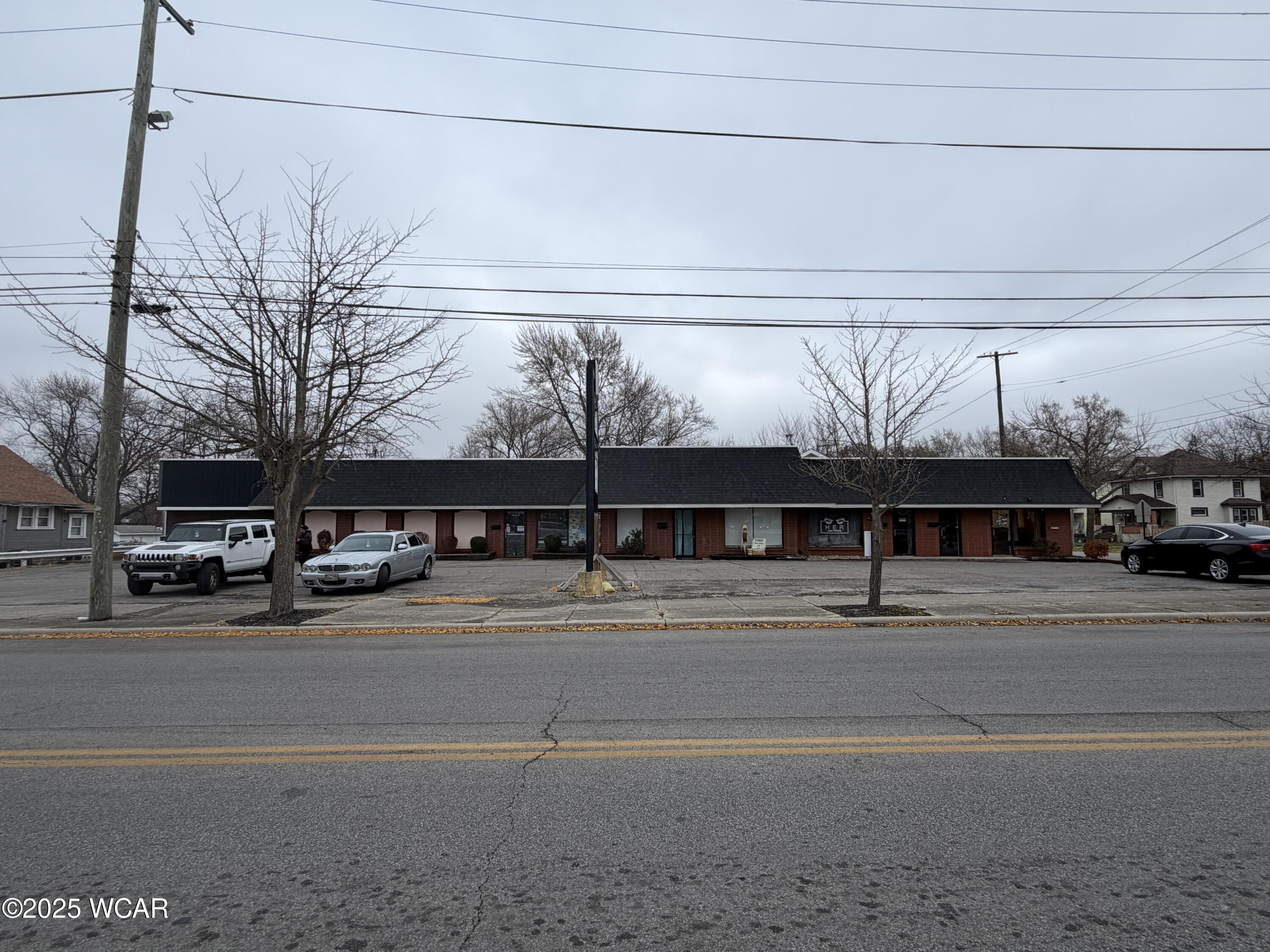 1102-1104 N West Street — photo