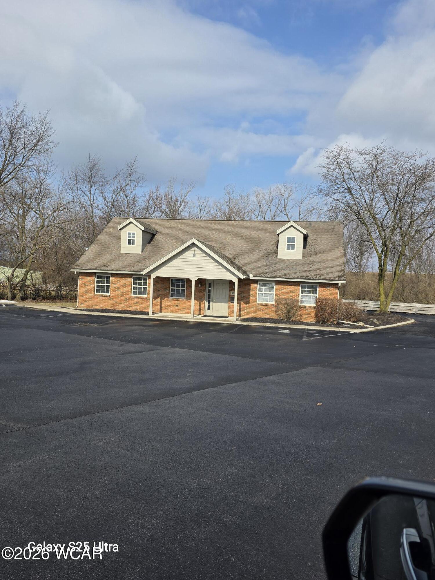 3225 Harding Highway — photo