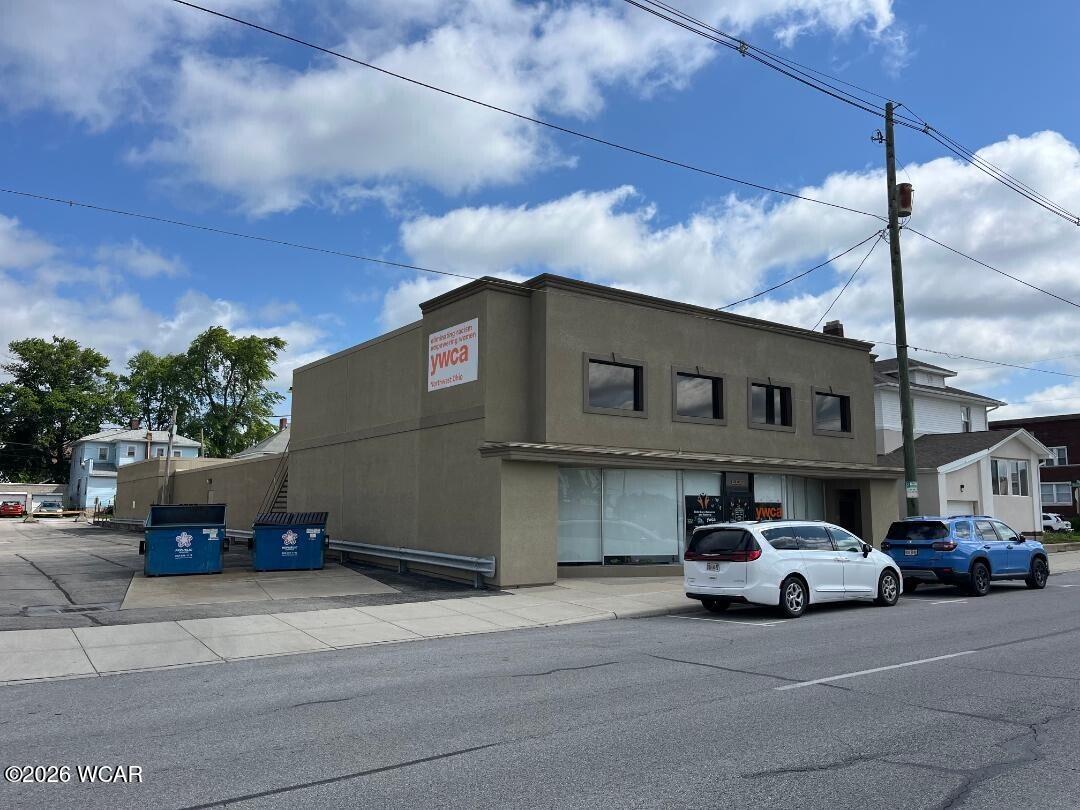 608 W High Street — photo