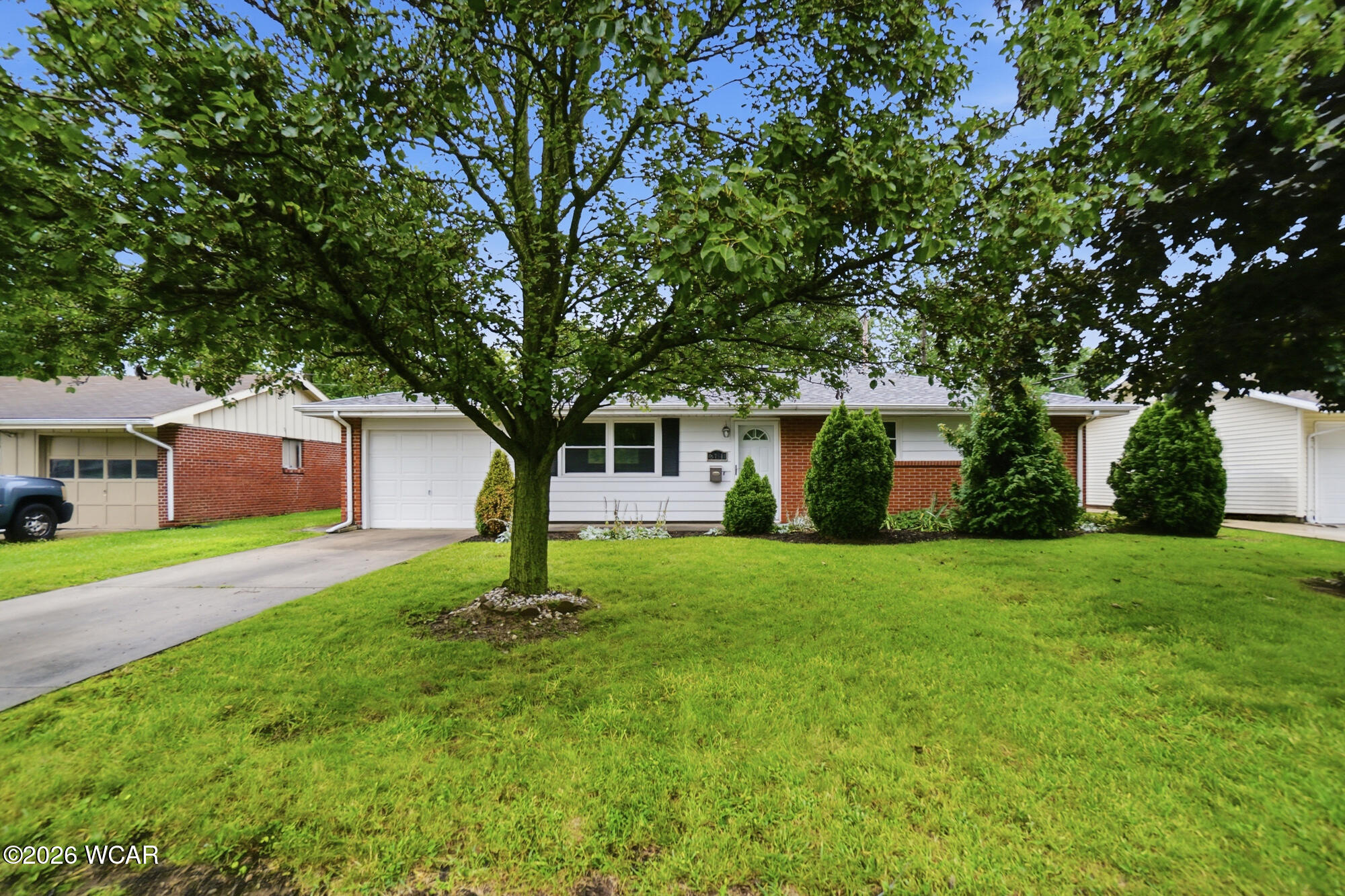 610 Mackenzie Drive — photo