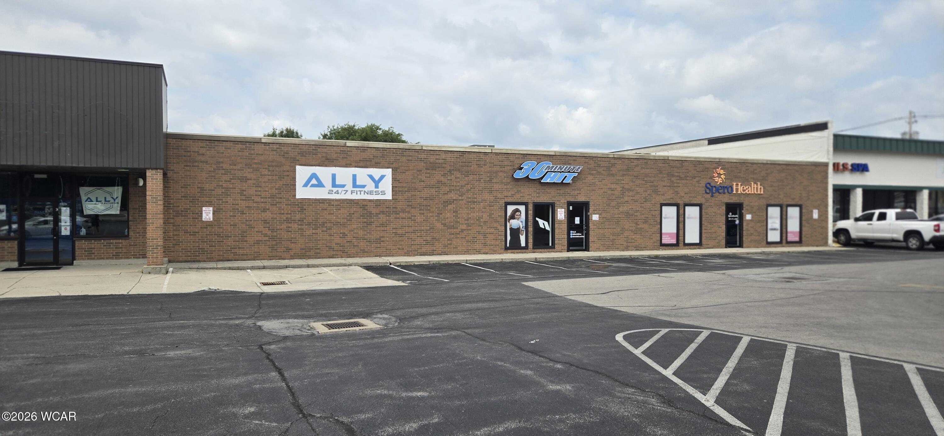 709 N Cable Road, Suite B & C — photo