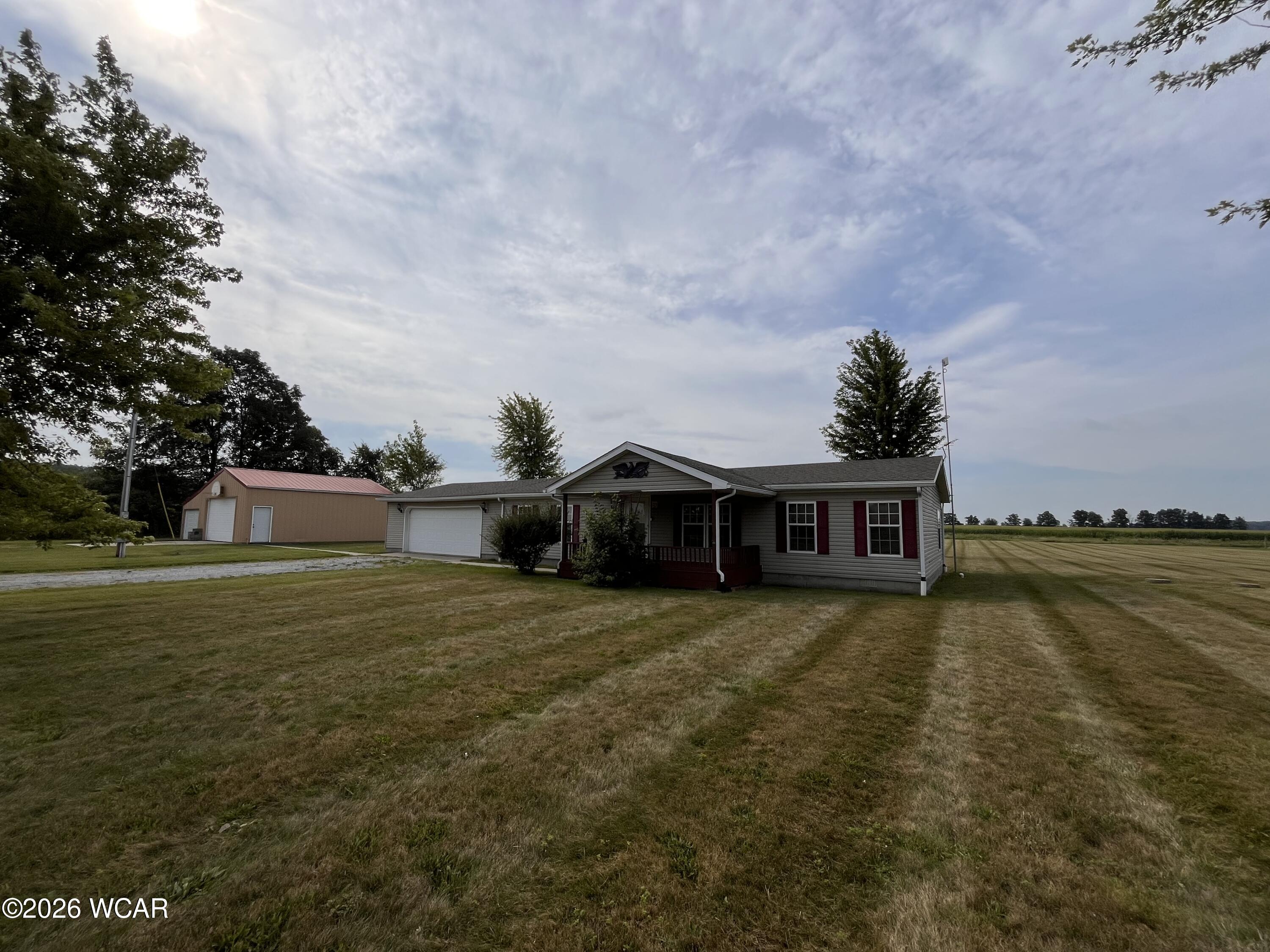 9226 Township Road 50 — photo