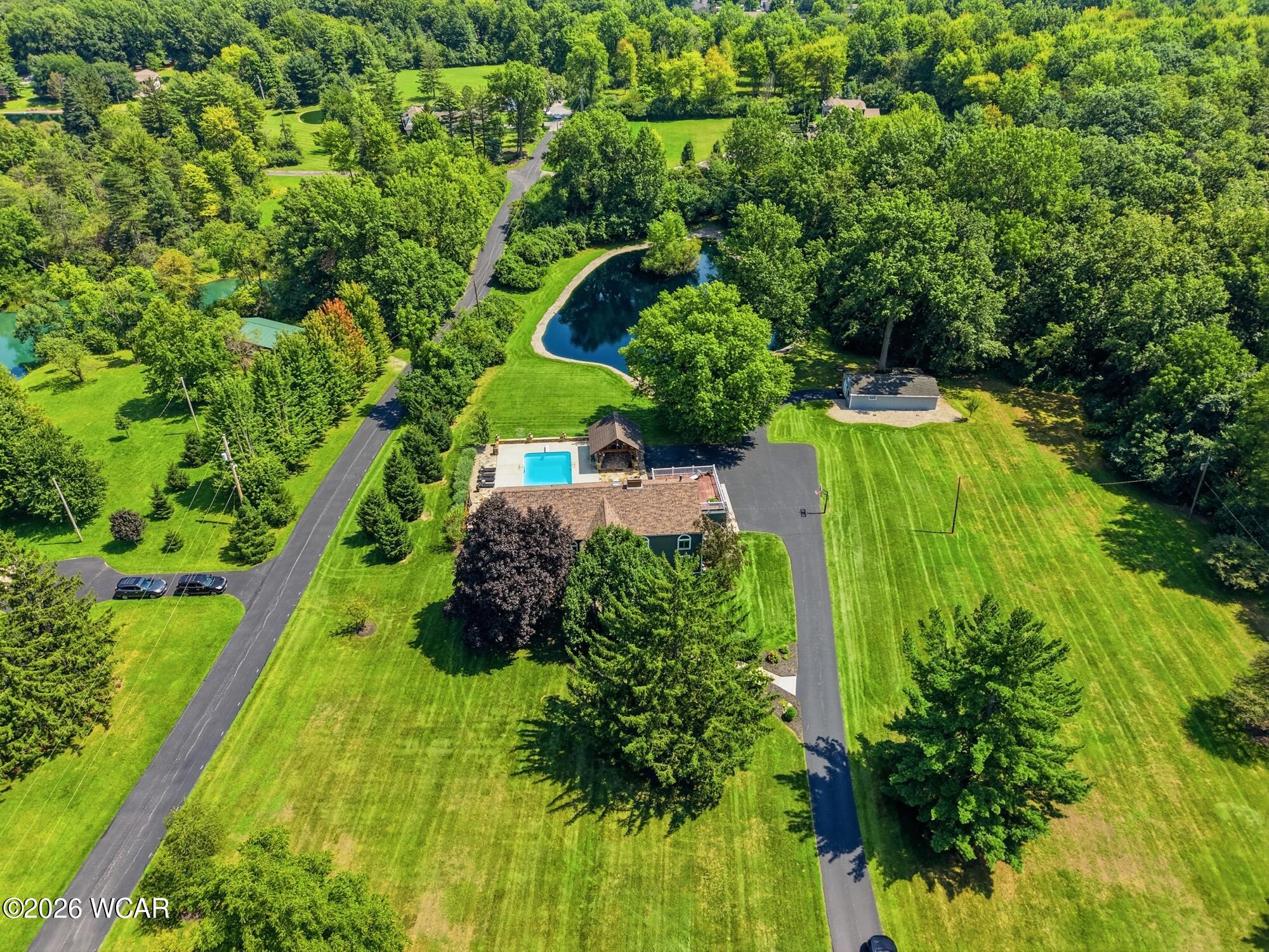90 Hawthorne Drive — photo