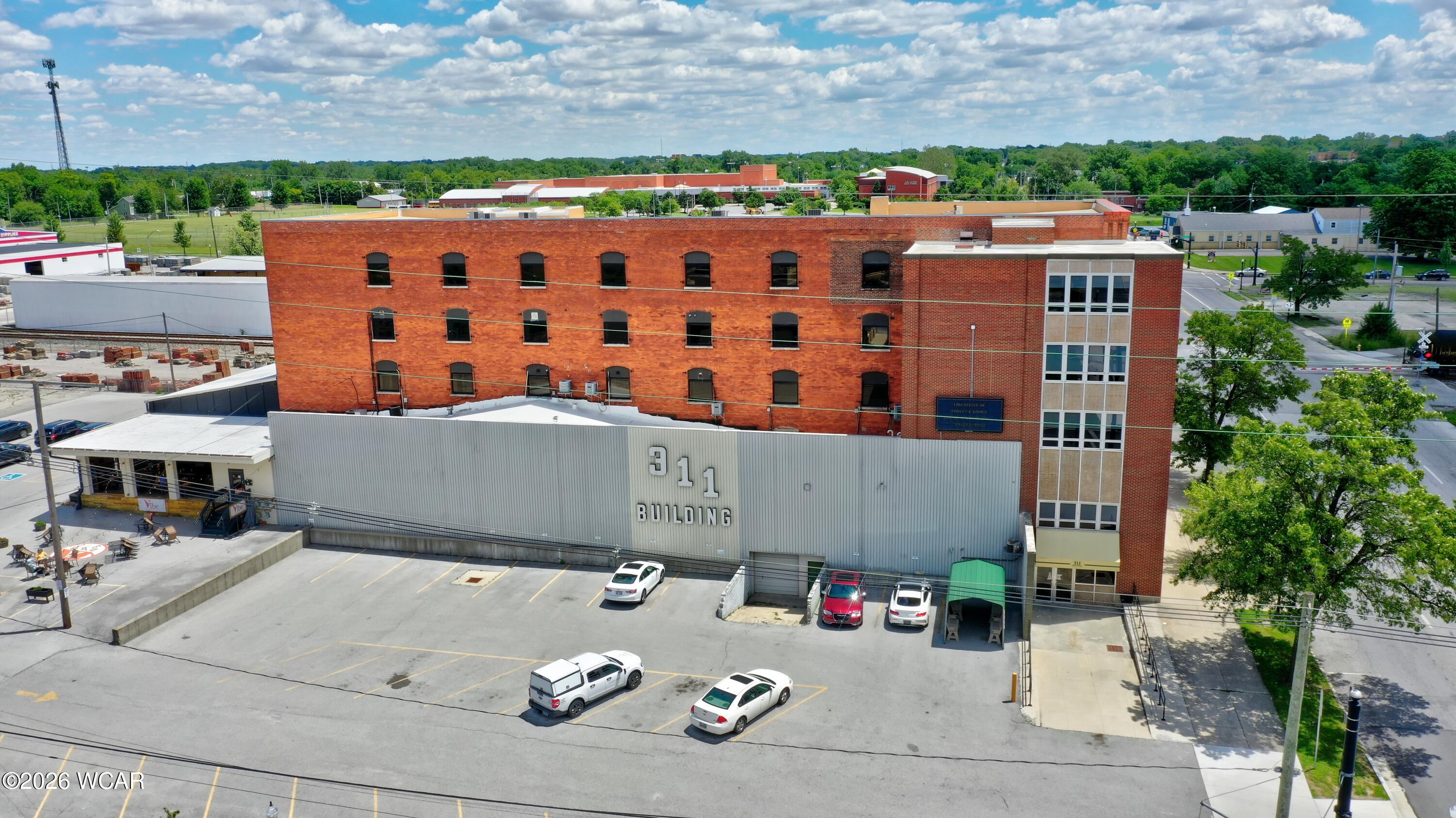 311 E Market Street, 210 — photo