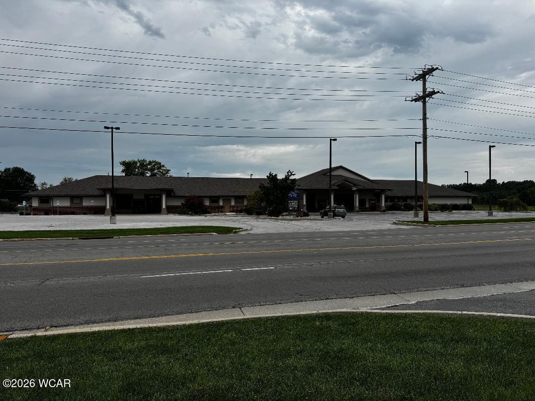 375 N Eastown Road — photo