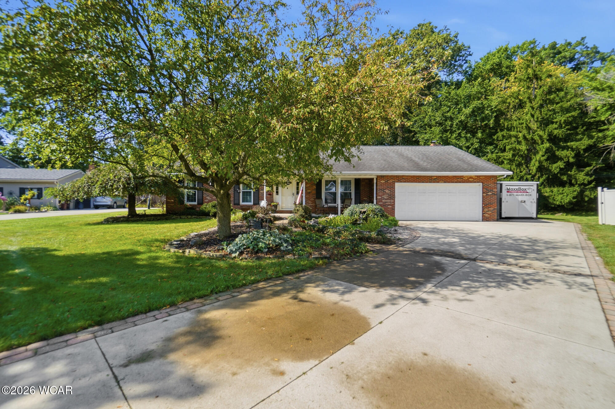 2507 Debbie Drive — photo