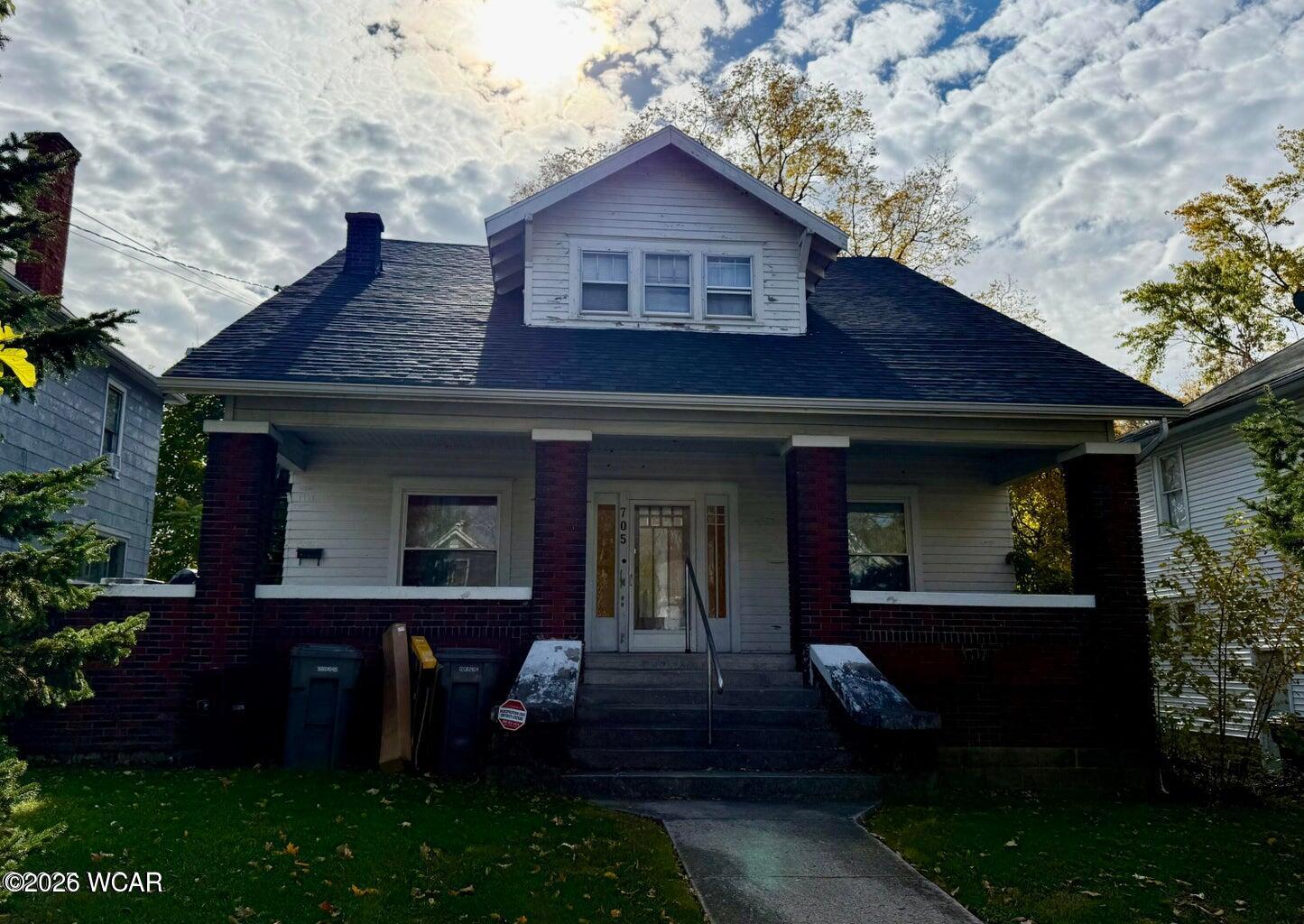 705 W Elm Street — photo