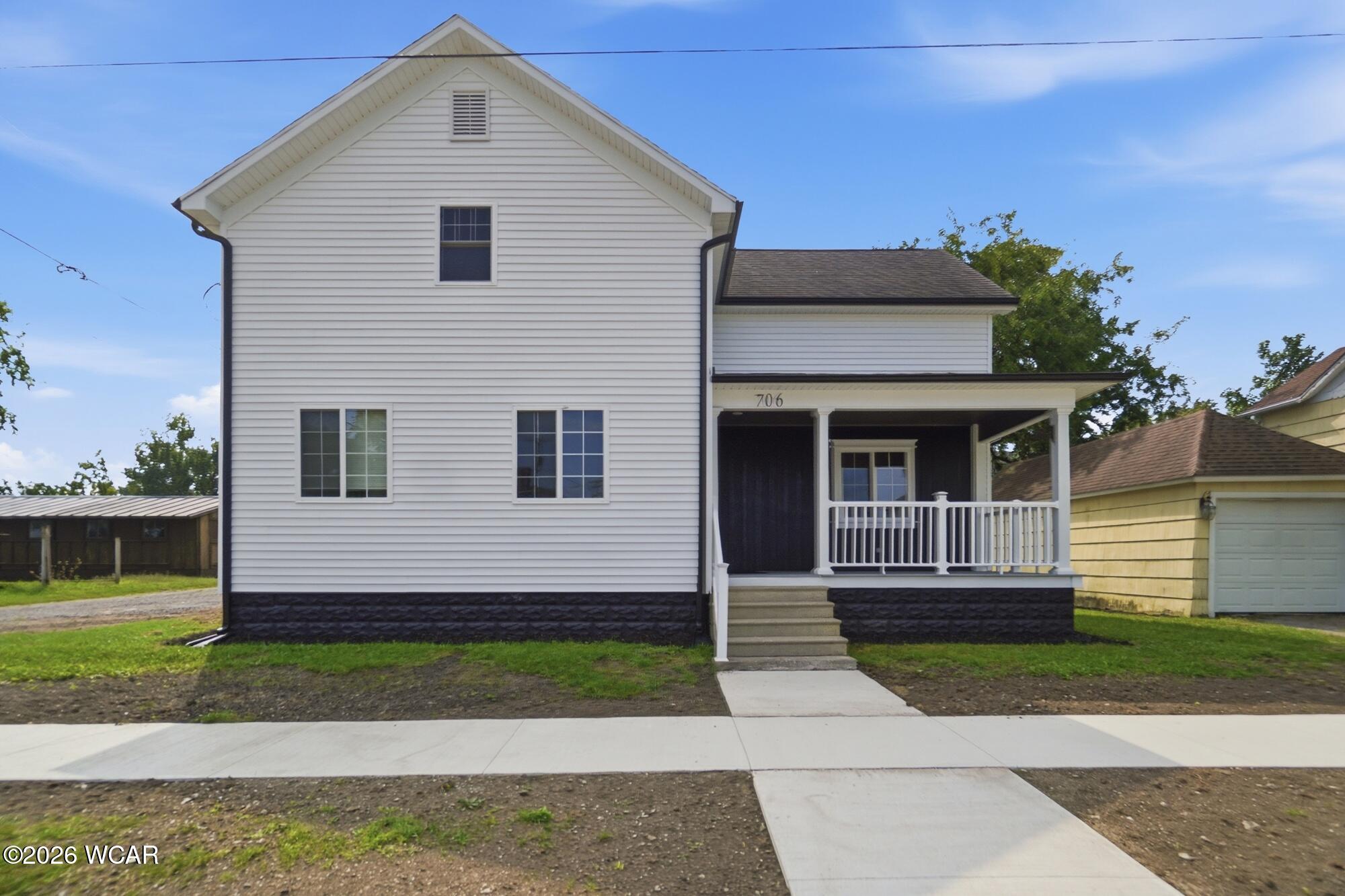 706 E Crawford Street — photo
