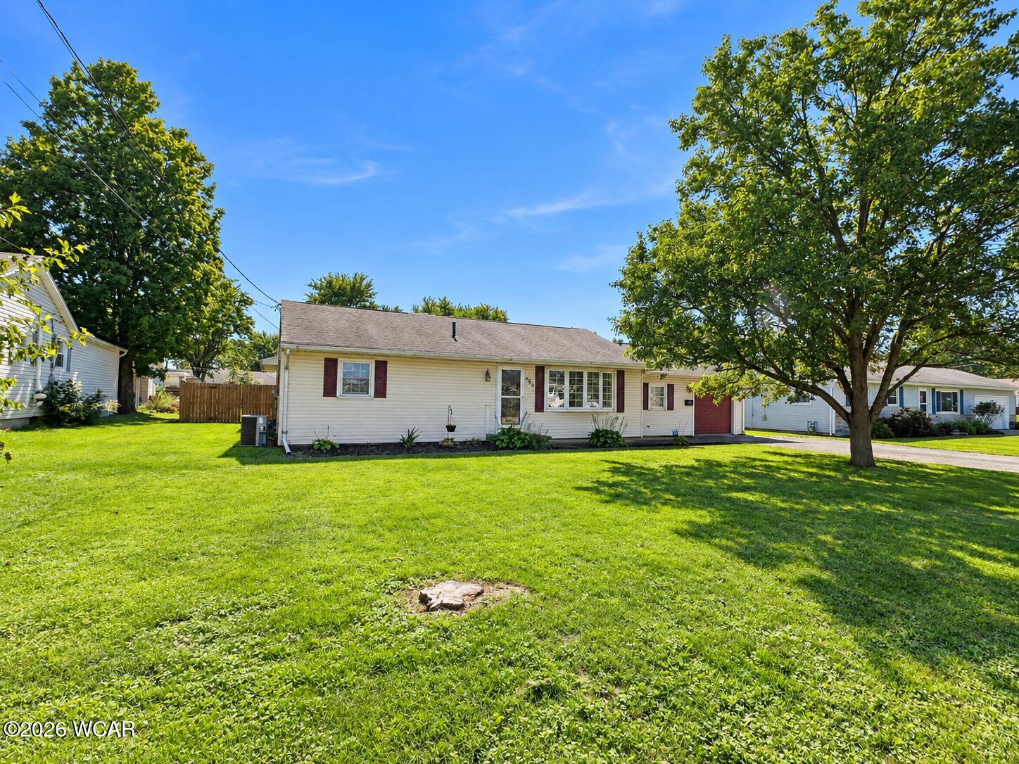405 E North Avenue, Ada, OH 45810 — photo 2