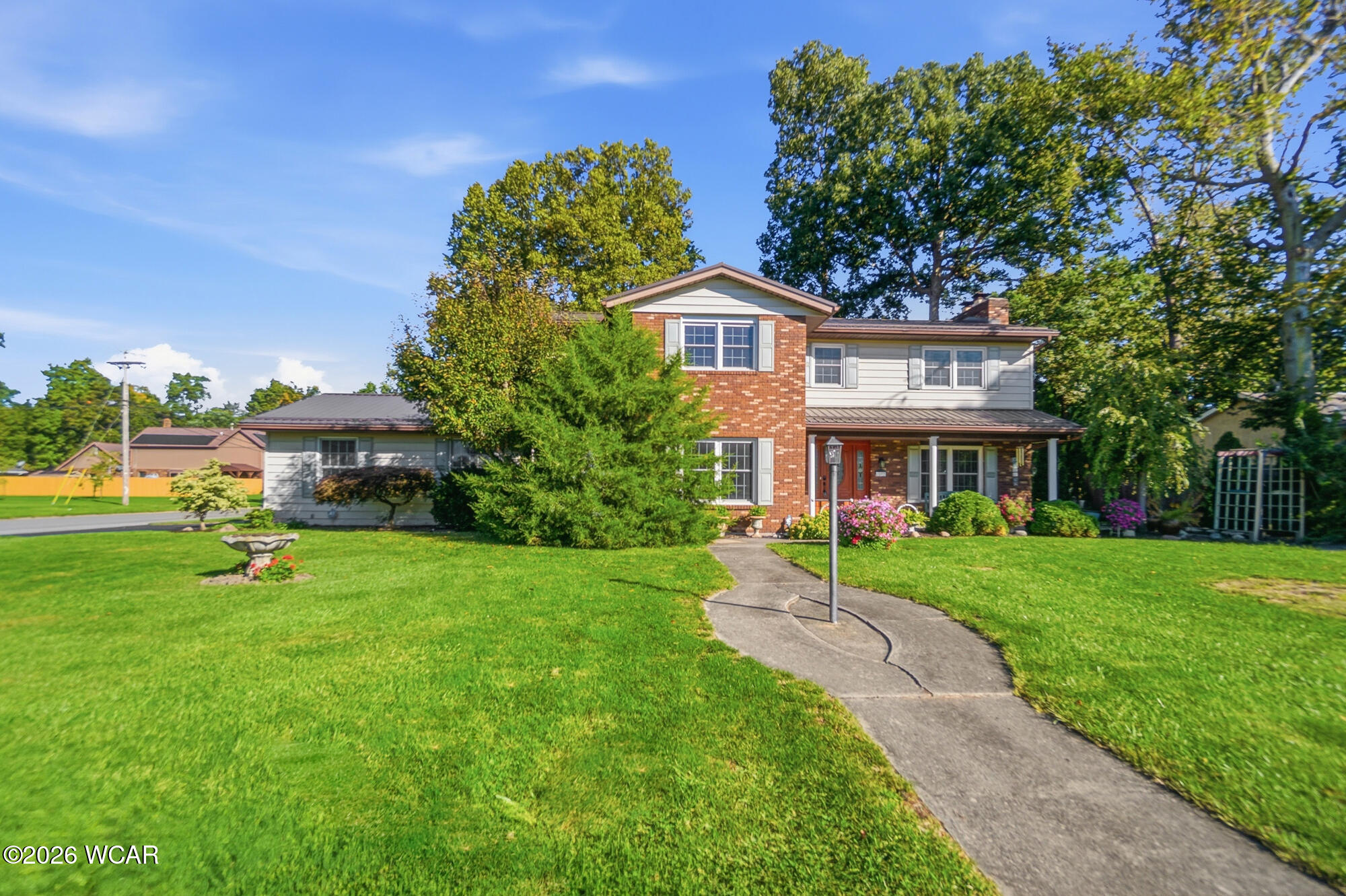 1592 Northbrook Drive — photo