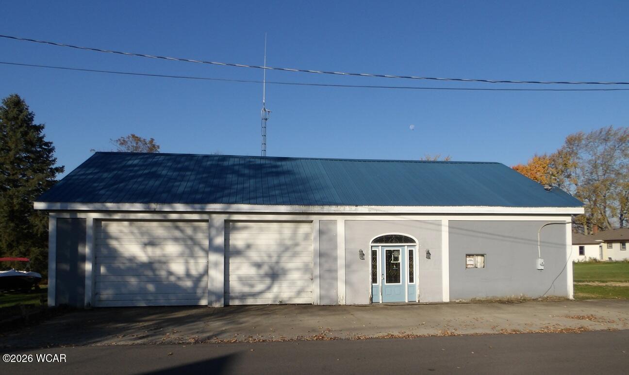 236 S Walnut Street — photo