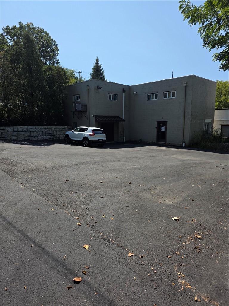 4337 Old William Penn Hwy — photo