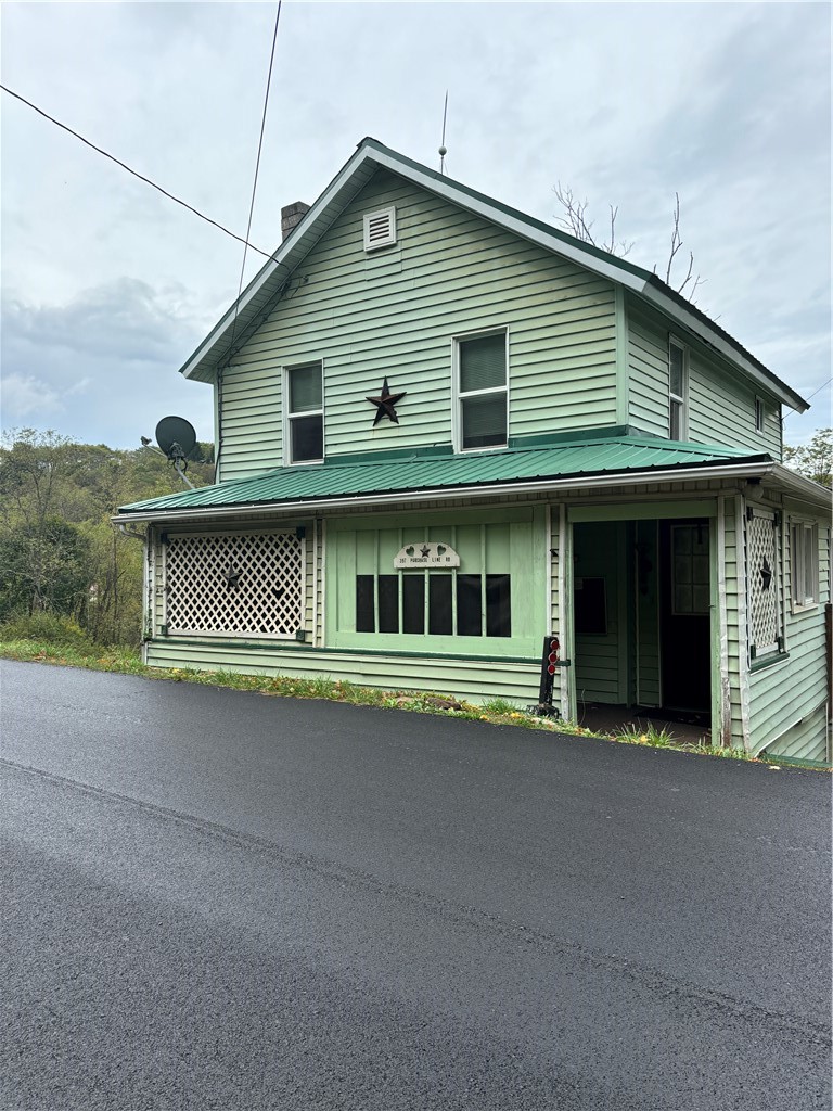 397 Purchase Line Road, Green/Commdre/Prchse, PA 15734