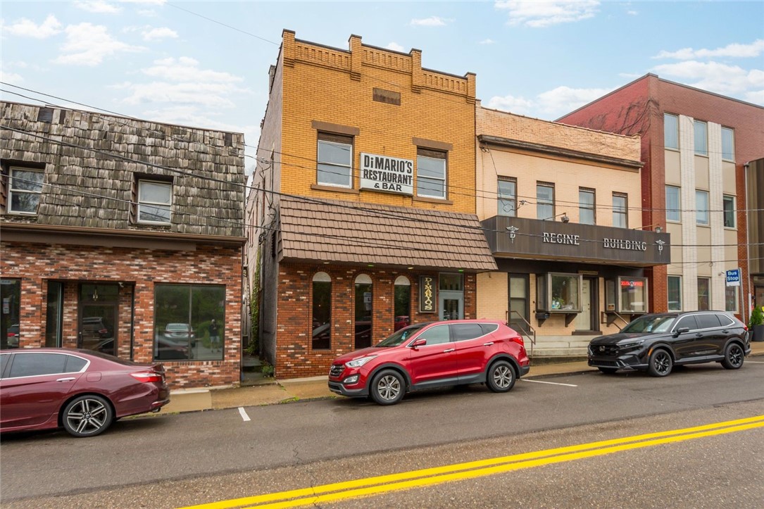 429 Railroad Street — photo