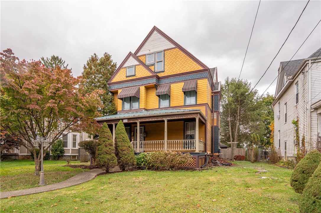 249 S Walnut Street — photo