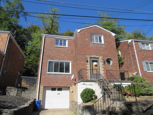 4257 Upview Terrace — photo